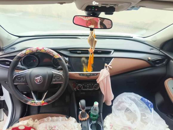 [武汉·鄂A] 二手别克昂科拉GX2022款 332T CVT两驱豪华型