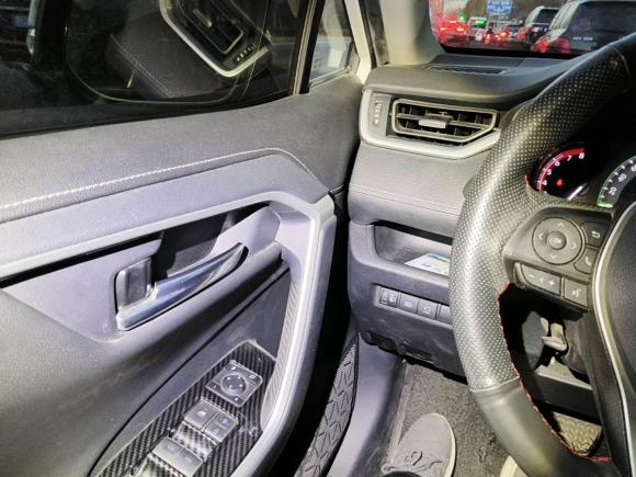 [青岛·鲁B] 二手丰田RAV4荣放2021款 2.0L CVT两驱风尚PLUS版