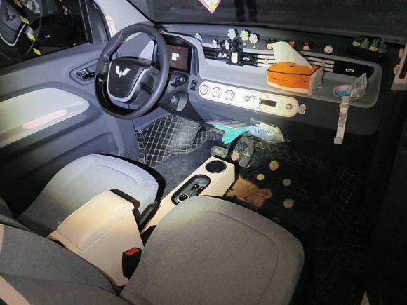 [常州·苏D] 二手五菱汽车宏光MINIEV2022款 马卡龙臻享款 磷酸铁锂