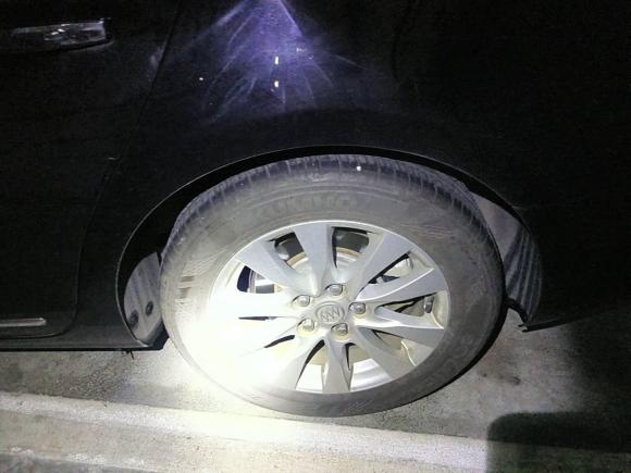 [南昌·赣A] 二手别克君越2013款 2.4L SIDI精英舒适型