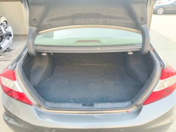 [青岛·蒙A] 二手本田思域2012款 1.8L 自动舒适版