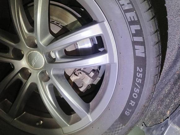 [上海·沪A] 二手奔驰奔驰R级2017款 R 320 4MATIC 商务型臻藏版