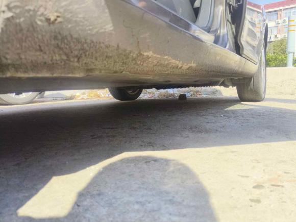 [上海·苏H] 二手大众途安2013款 1.4T DSG舒适版5座