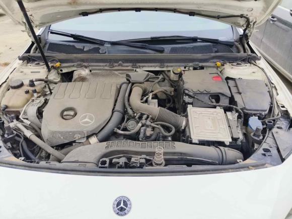 [西安·陕U] 二手奔驰奔驰A级2019款 A 180 L 运动轿车