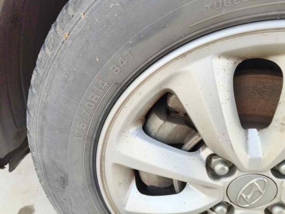 [武汉·鄂A] 二手现代瑞纳2017款 1.4L 手动焕彩版 国V