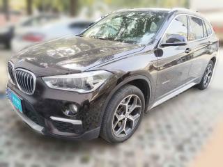 宝马宝马X12016款 sDrive20Li 豪华型