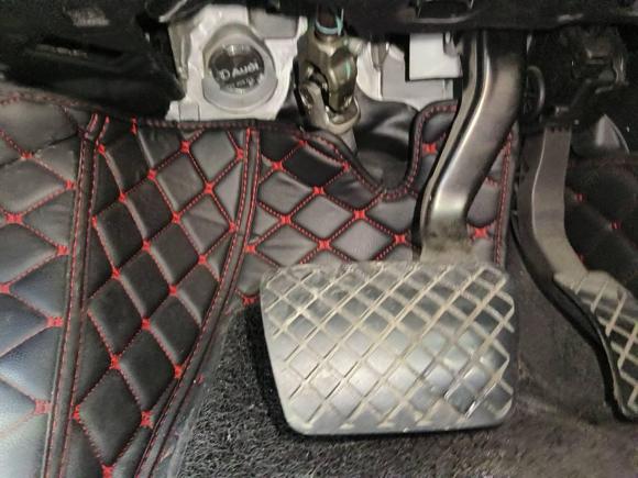 [深圳·粤B] 二手奥迪奥迪A4L2015款 35 TFSI 自动标准型