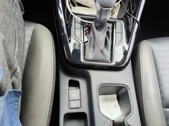 [上海·沪F] 二手起亚智跑2018款 2.0L 自动智享豪华版 国V