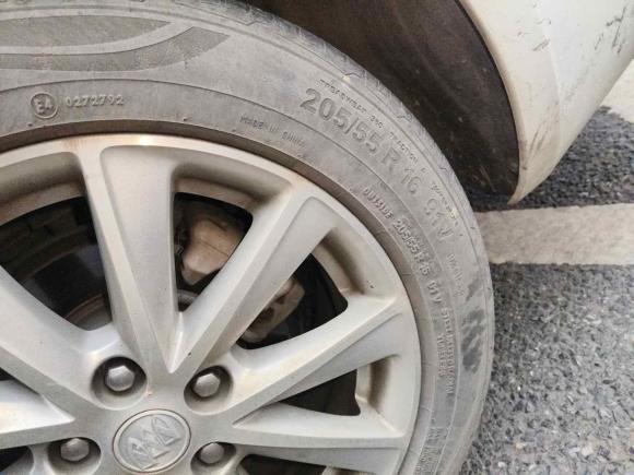 [杭州·浙A] 二手别克威朗2015款 三厢 20T 双离合精英型