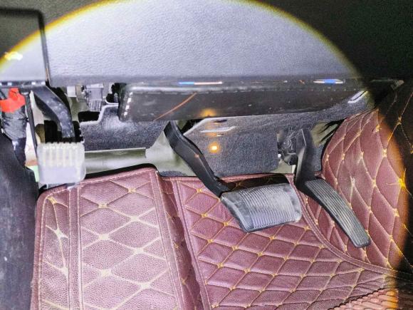 [成都·川A] 二手克莱斯勒克莱斯勒300C2014款 3.0L 卓越版