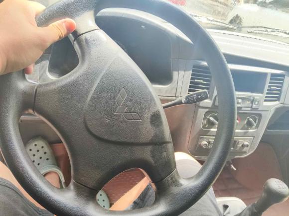 [南通·苏F] 二手五菱汽车五菱之光2023款 1.5L 实用型 5/7座