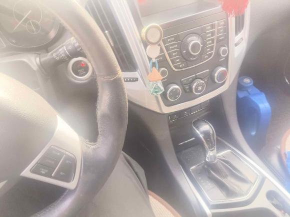 [宁波·浙B] 二手驭胜驭胜S3502013款 2.4T 自动两驱柴油超豪华版5座