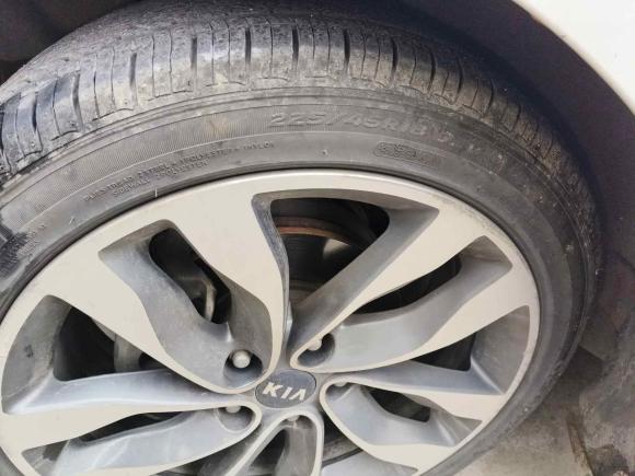 [南通·苏F] 二手起亚起亚K52015款 2.0L 自动LUX