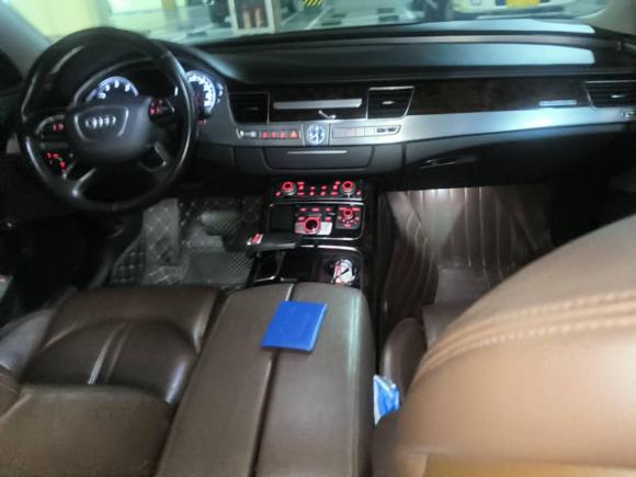 [上海·沪B] 二手奥迪奥迪A82013款 A8L 45 TFSI quattro舒适型