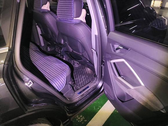 [无锡·苏B] 二手奥迪奥迪Q32022款 35 TFSI 时尚动感型