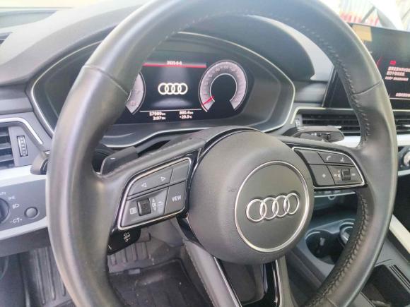 [青岛·鲁B] 二手奥迪奥迪A4L2020款 35 TFSI 时尚动感型
