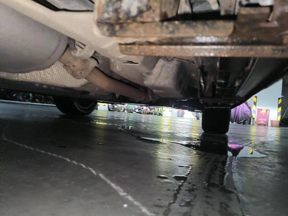 [佛山·粤A] 二手丰田汉兰达2022款 双擎 2.5L 两驱尊贵版 7座