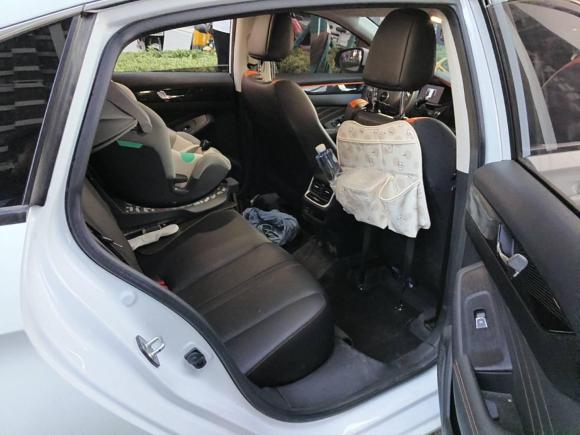 [武汉·鄂A] 二手东风风神奕炫MAX2023款 1.5T 超炫潮爸版