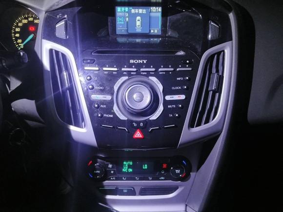 [成都·川A] 二手福特福克斯2012款 两厢 2.0L 自动豪华运动型