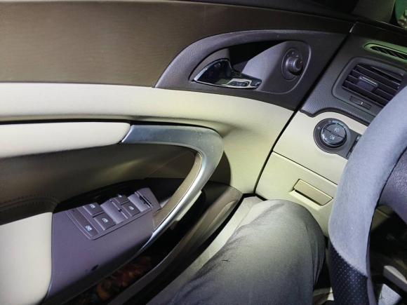 [上海·沪F] 二手别克君威2012款 2.0L 舒适版