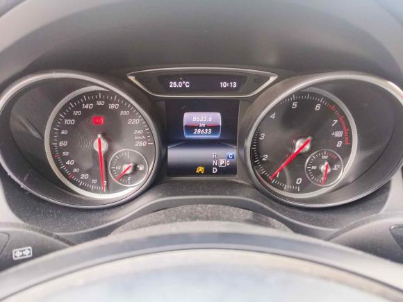 [青岛·鲁B] 二手奔驰奔驰GLA2018款 GLA 200 动感型