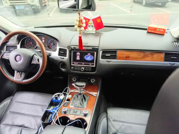 [杭州·浙F] 二手大众途锐2011款 3.0TSI 高配型