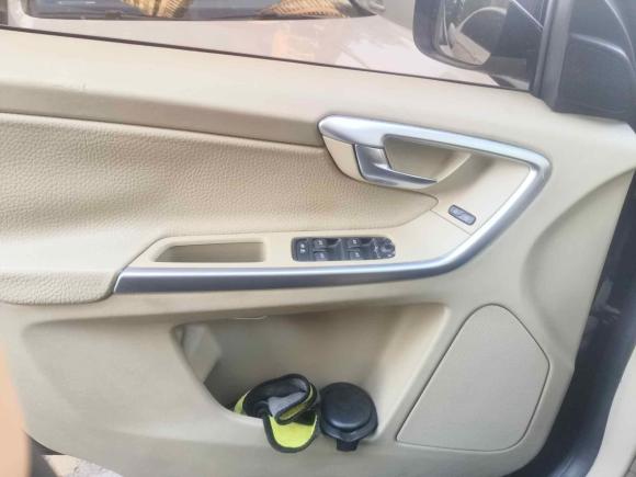 [青岛·鲁B] 二手沃尔沃沃尔沃XC602010款 T6 AWD智雅版