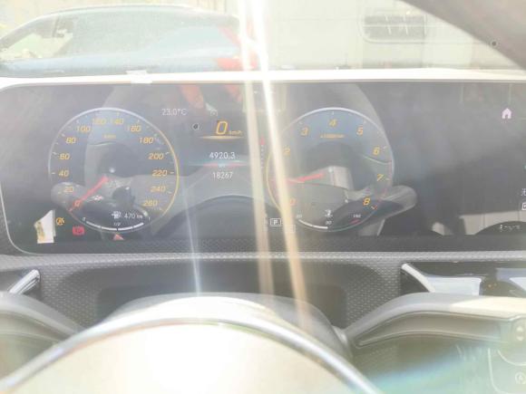 [上海·沪D] 二手奔驰奔驰A级2020款 改款 A 200 L 运动轿车动感型