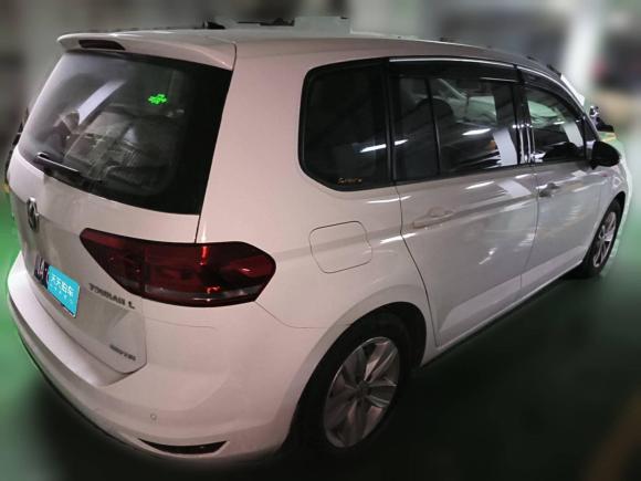 [成都·川A] 二手大众途安2016款 途安L 280TSI 手动风尚版