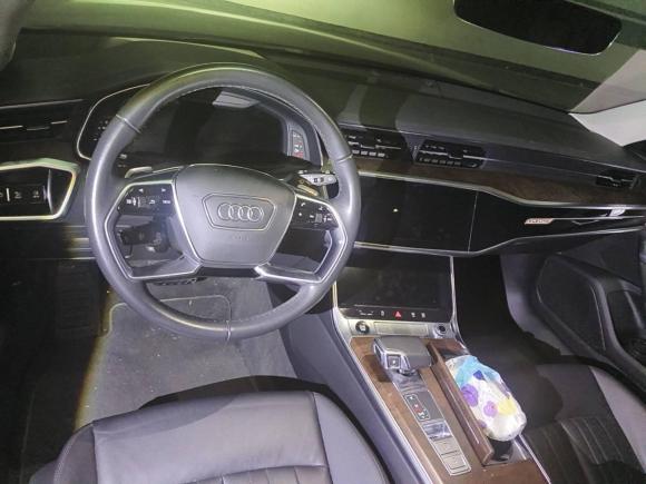 [南通·苏F] 二手奥迪奥迪A62021款 allroad quattro 探索家 55 TFSI 尊享越野型