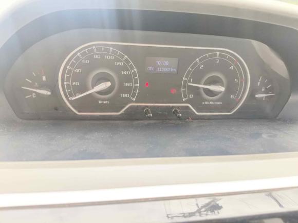 [苏州·沪C] 二手上汽大通MAXUS新途V802018款 2.5T 6挡手动傲运通短轴超低顶5-6座