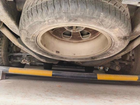 [佛山·粤E] 二手路虎发现2013款 3.0 SDV6 HSE 柴油版