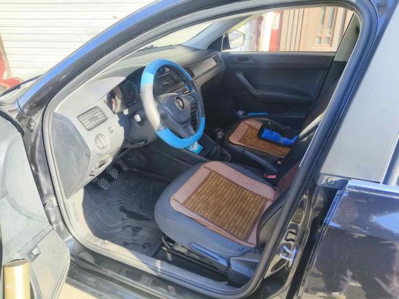 [上海·沪C] 二手大众桑塔纳2016款 1.6L 手动风尚版