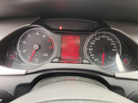 [南京·苏A] 二手奥迪奥迪A4L2009款 2.0 TFSI 舒适型