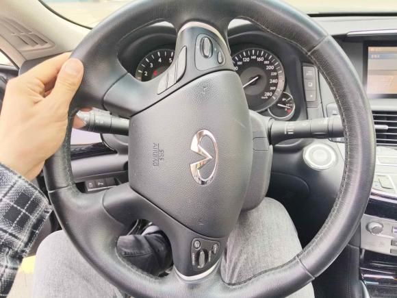 [无锡·苏B] 二手英菲尼迪英菲尼迪Q702017款 Q70L 2.5L 精英版