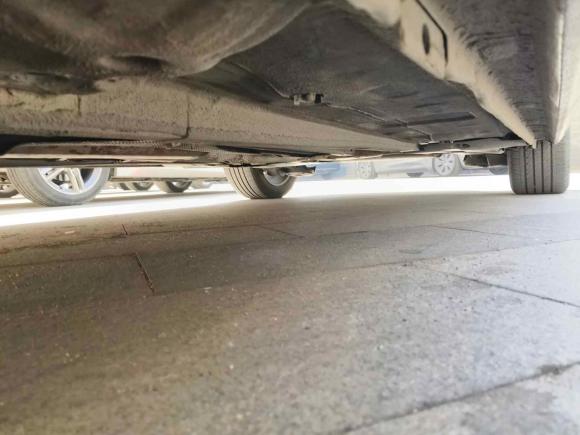 [济南·鲁A] 二手标致标致4082016款 1.6T 自动豪华版