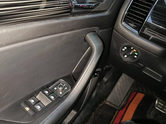 [西安·陕A] 二手斯柯达柯迪亚克2018款 TSI380 7座四驱旗舰版