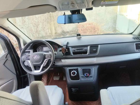 [济南·鲁A] 二手大通大通G102022款 2.0T 自动智享版 汽油 7座