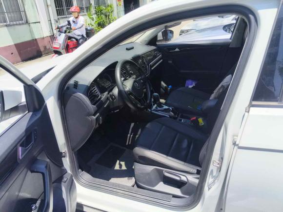 [上海·渝A] 二手大众T-ROC探歌2018款 280TSI DSG两驱舒适型 国V