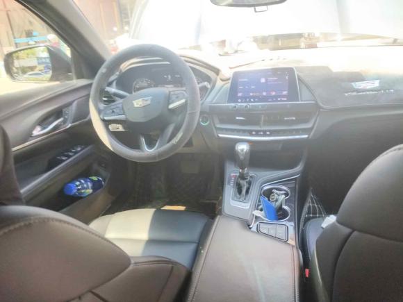 [南昌·赣A] 二手凯迪拉克凯迪拉克CT42020款 28T 时尚型