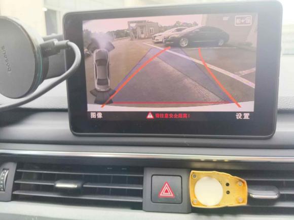 [苏州·苏E] 二手奥迪奥迪A4L2018款 30周年年型 40 TFSI 进取型