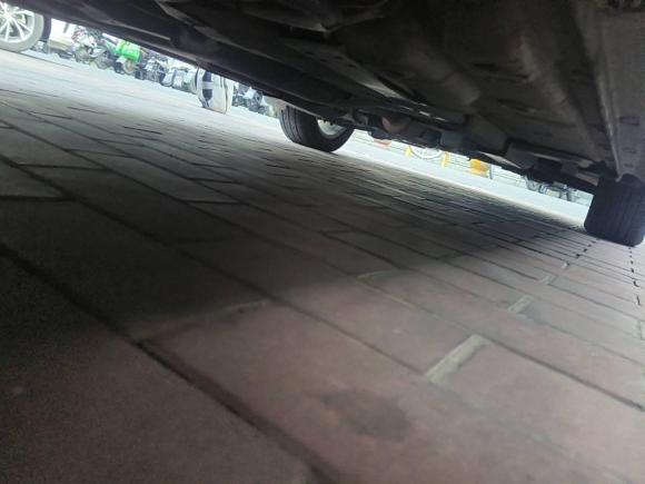 [武汉·鄂A] 二手大众桑塔纳2015款 1.6L 自动舒适版