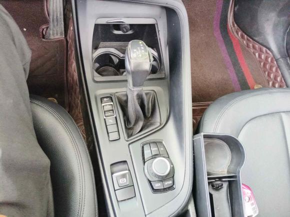 [上海·沪A] 二手宝马宝马X12016款 sDrive18Li 尊享型