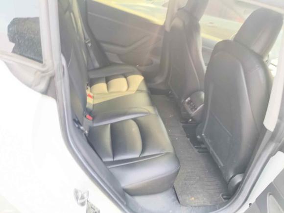 [青岛·鲁F] 二手特斯拉Model 32019款 标准续航后驱升级版