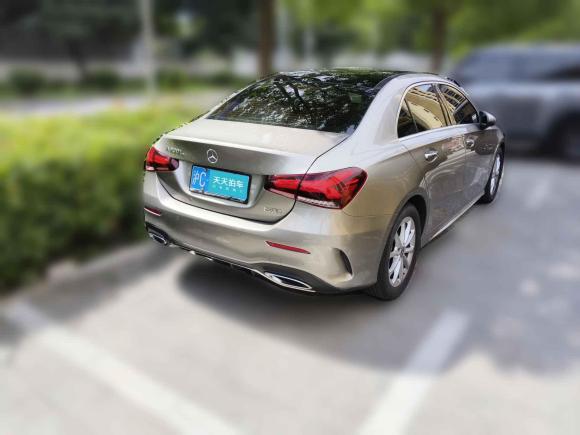 [上海·沪C] 二手奔驰奔驰A级2019款 A 200 L 运动轿车