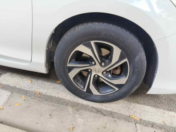 [武汉·鄂J] 二手本田雅阁2016款 2.0L 豪华版