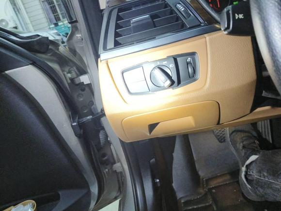 [上海·沪B] 二手宝马宝马3系2014款 320Li 豪华设计套装