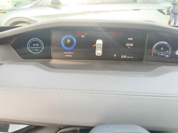 [青岛·鲁B] 二手长安长安UNI-V2024款 1.5T 尊贵运动型