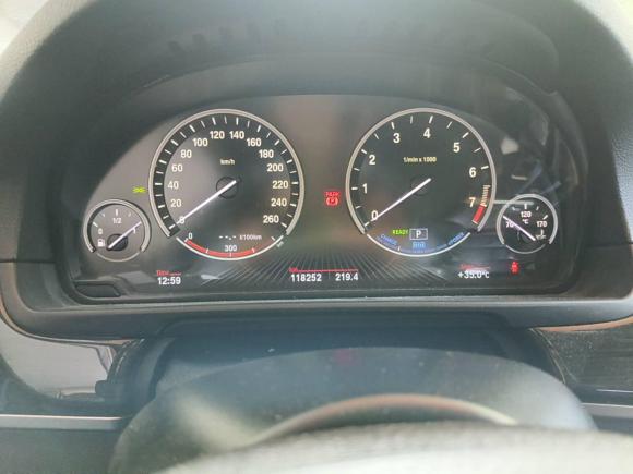 [上海·沪H] 二手宝马宝马5系新能源2015款 530Le