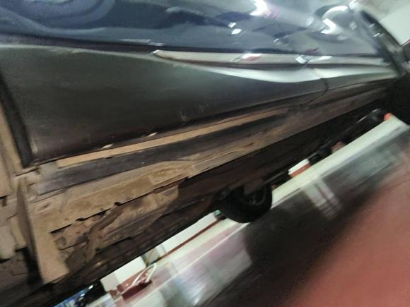 [上海·京F] 二手斯巴鲁森林人2013款 2.5i 自动尊贵版